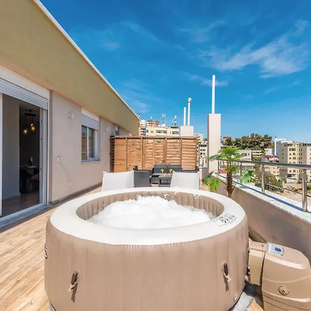 Amazing Seaview With Jacuzzi Appartamento *